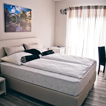 Bakarni Lonac * Brčko